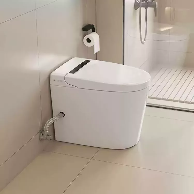 Moderné minimalistické inteligentné WC